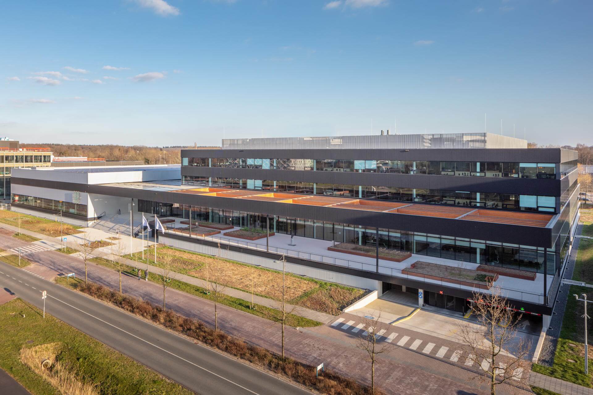 WAGENINGEN UNILEVER Vogelvlucht Lucassen Bouwconstructies unilever wageningen gevel houtconstructie parkeergarage